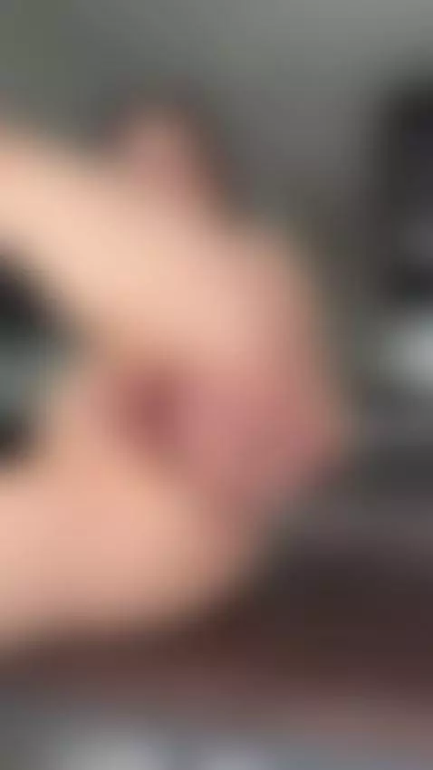 This shot is a challenge.
Answer - OnlyFans. by whitekristy