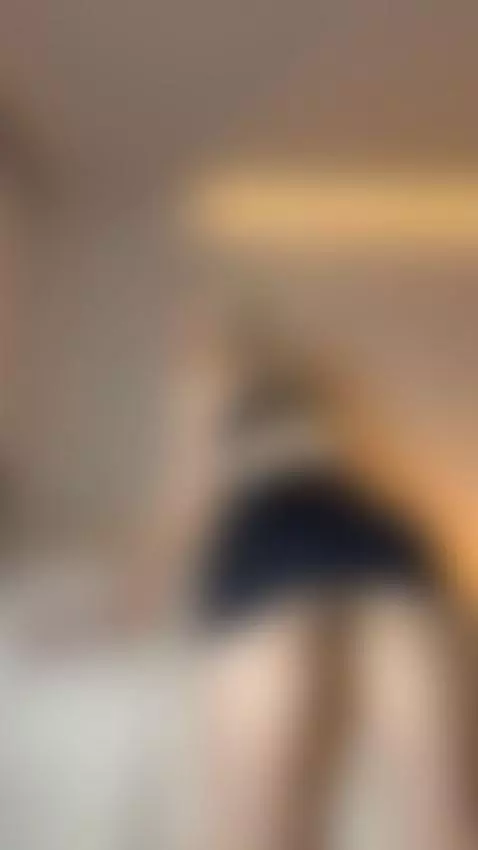 I'm ready for you🔞🌶️ ONLINE NOW! by lauragarcia999