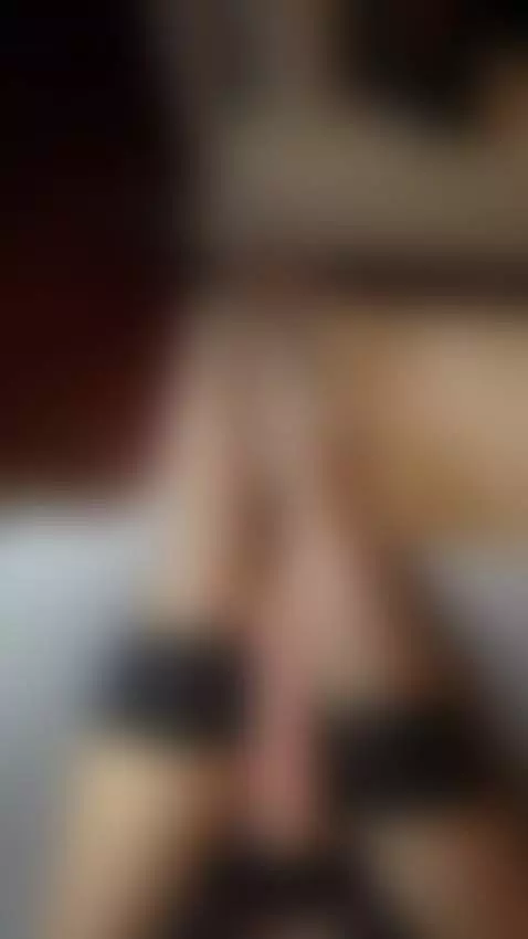 Goth girl plays with a strap-on by kattpurrr