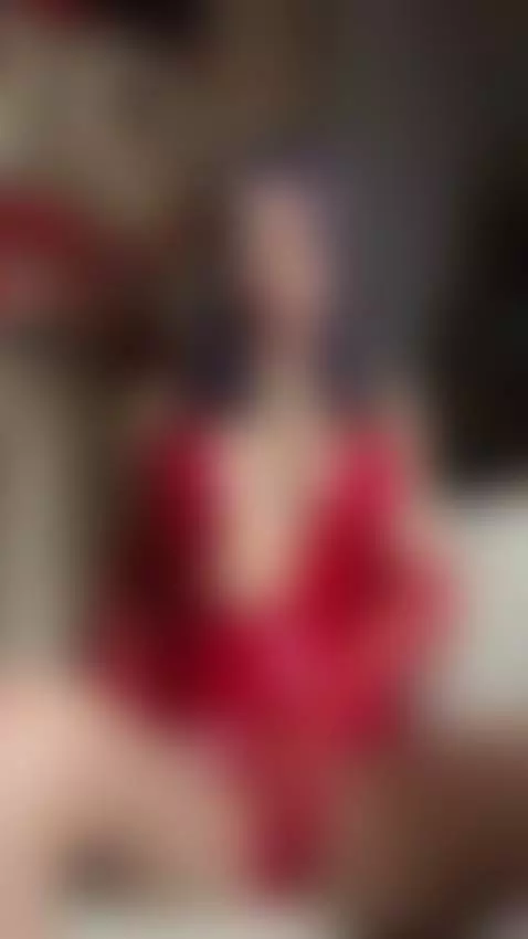 Goth girl showing off her big boobs by kattpurrr