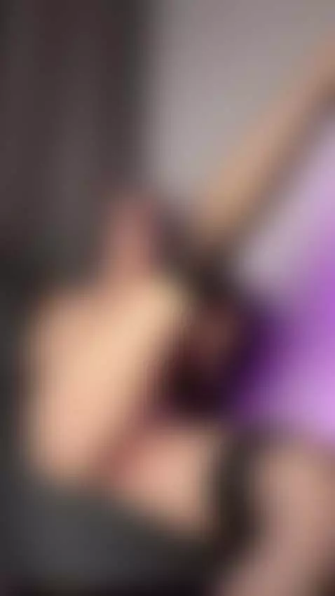 Goth girl puts on stockings by kattpurrr