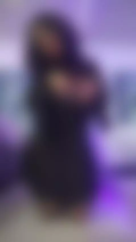 🖤 ​​Dark style, curious mind and dangerous charm. by hollypeach888