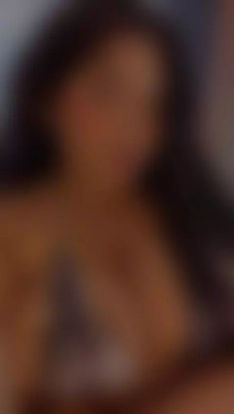 Sweet face w'  bad ideas... 😈ONLINE NOW→ Tempted to see more... by elena-wolff