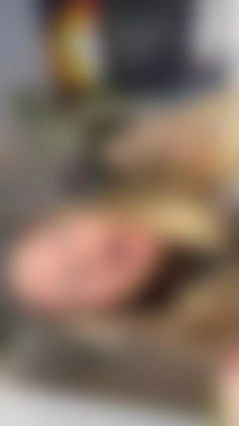 Small talk with a cute blonde girl by angelcrystall