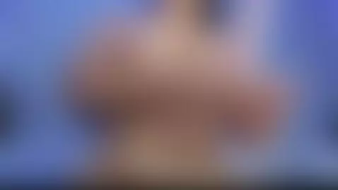 THIS BIG ASS AND BIG BOOBS WANNA BOUNCE ON U, LETS HAVE FUN! by kaylaasex69