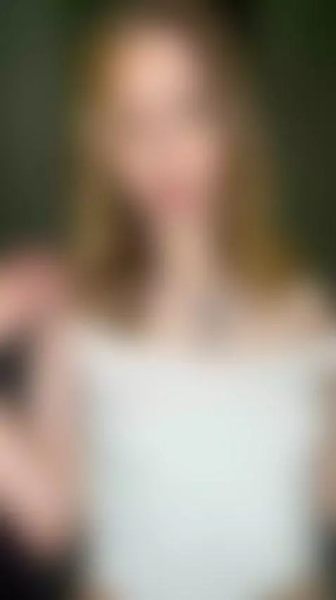 🍆Brunette with bob ready for deep 😈 On OF by lunastarlightt