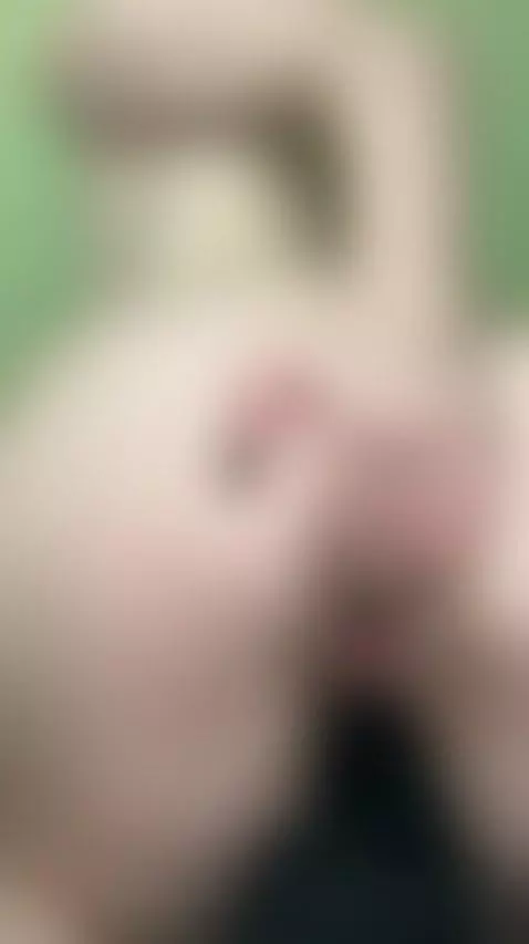 🔥Brunette showing her big tits and juicy ass 💦 See it on OF by lunastarlightt