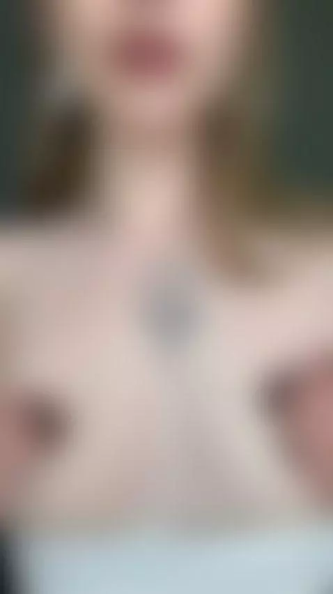 🔞Brunette with big tits and thick ass on display 🍆 Join OF by lunastarlightt
