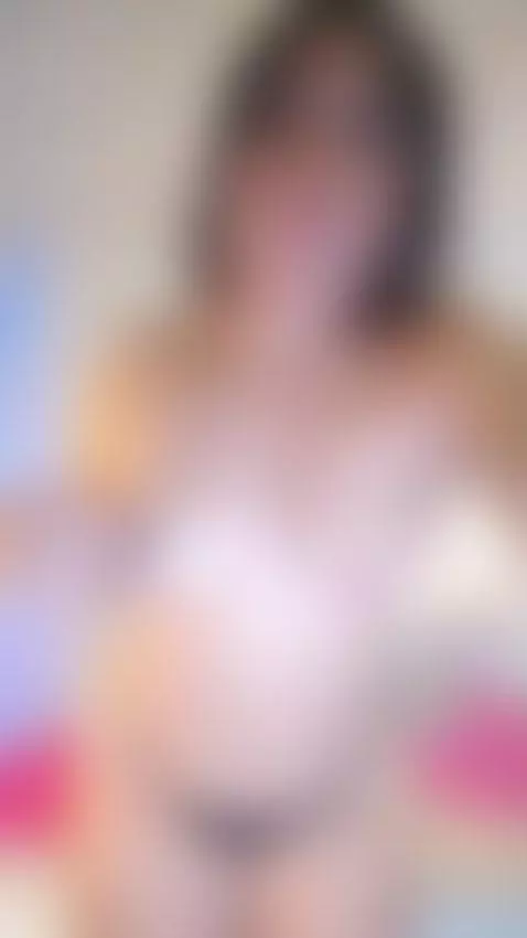 Cute, but I know exactly what I’m doing✨ by isa-taylorr