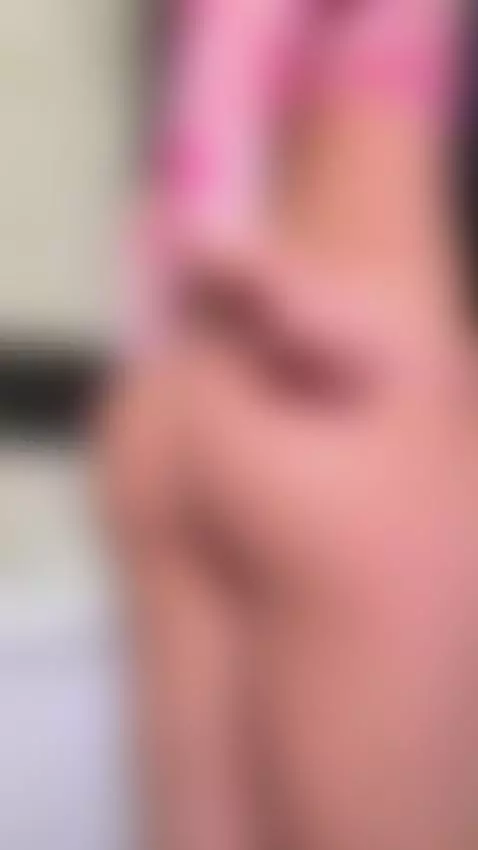 I’ve got a secret waiting for you… on OnlyFans 💌 by annaalittle