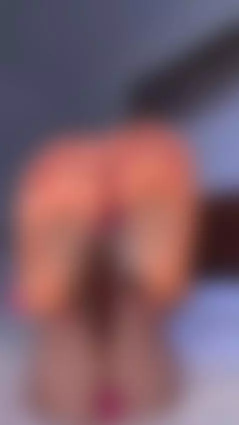 Buzzed beauty, bad attitude
She’s not here to play nice — an... by annaalittle