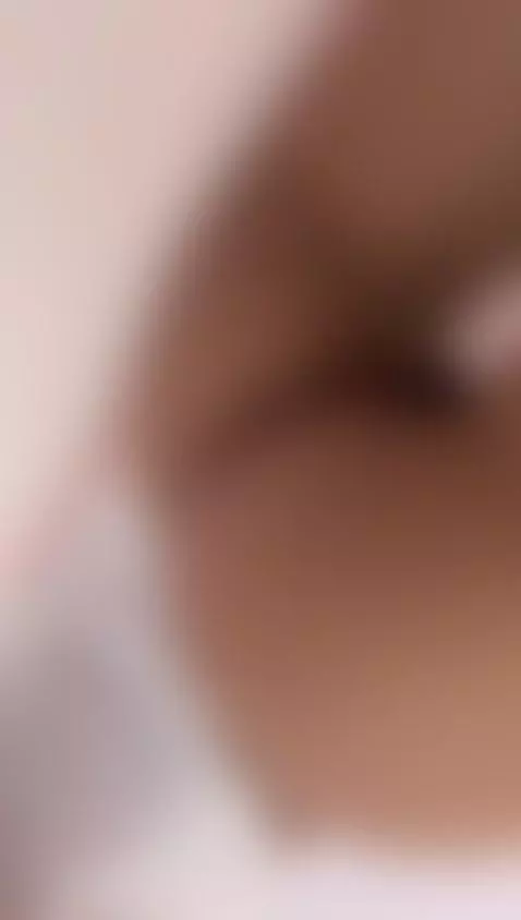 Your feed needs a little heat today, don't you think? 🌸🙈 by miia-vega