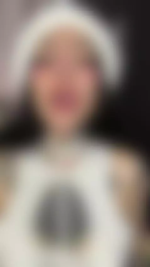 🔥 You’re seeing the soft part — tap my page for more 👁️ by ninahex