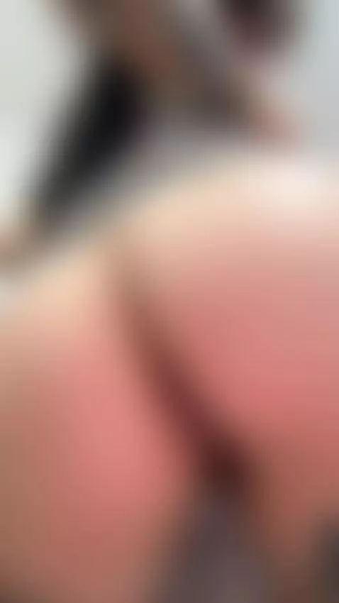 👀 Curiosity looks good on you — follow it to my profile 🔥 by ninahex