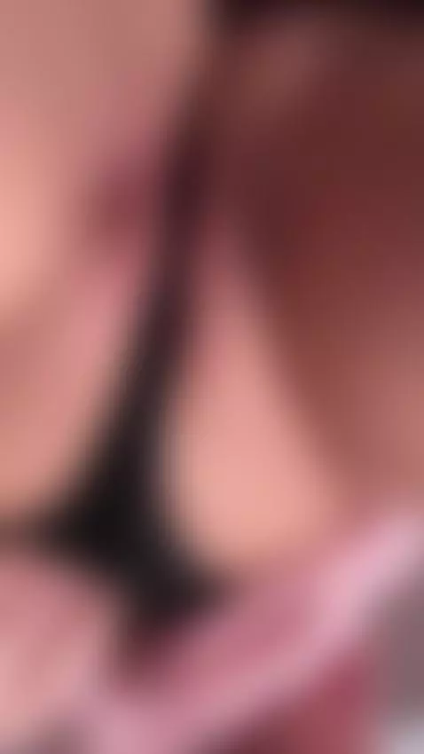 Do you see how wet this pussy is? by amanda2720