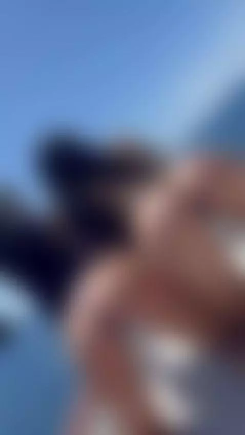 Twin 🍑🍑 by itsbunnyjenn