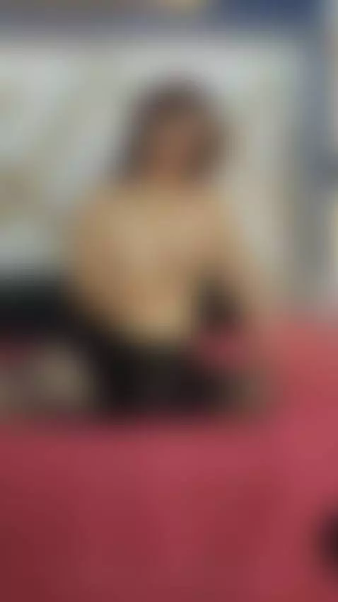 latina, tits, pantyhose by juliettamax1