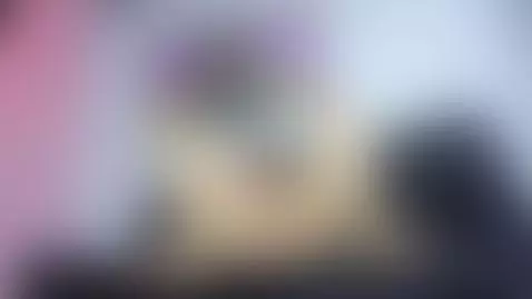 Puta latina se abre de patas mientras chupa y se penetra by ashleymillerxxx