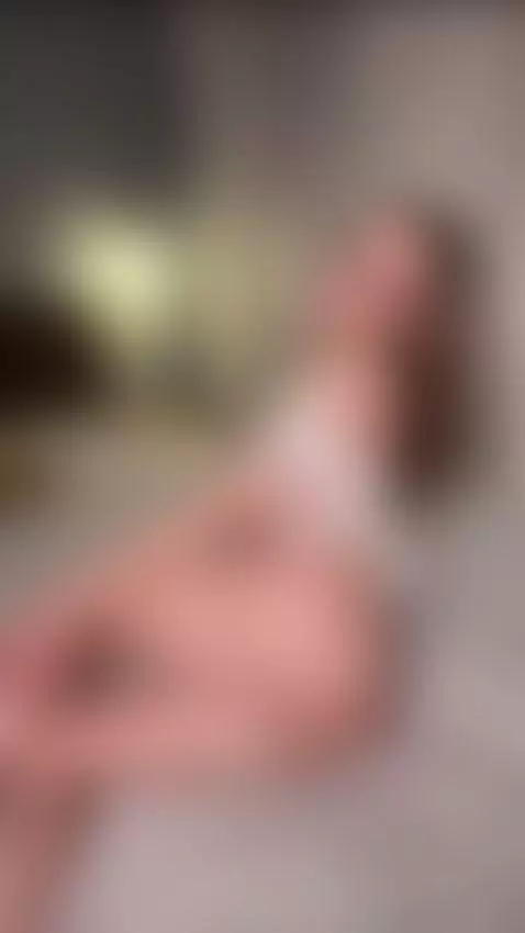 Only there I strip completely for you 😈 by victoriaawhite