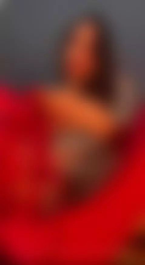 Toda mi humedad, mi esencia, ni sudor... lo llevaré hacia mi... by cloexbanshee