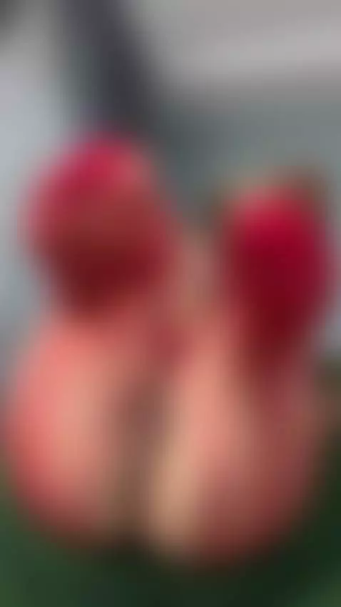 This horny MILF keeps it rosy and ready 24/7 💋 sub OnlyFans by miakai