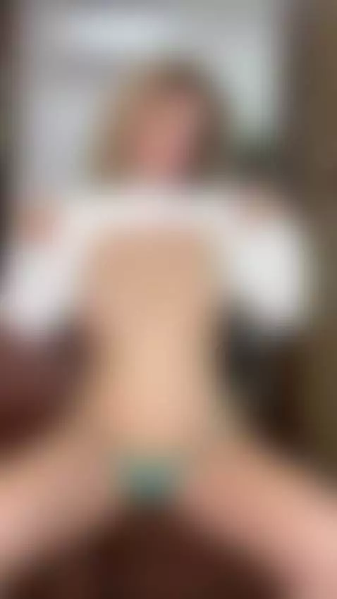 Hotwife with heavy naturals that won’t stop bouncing 😻 Sub O... by miakai