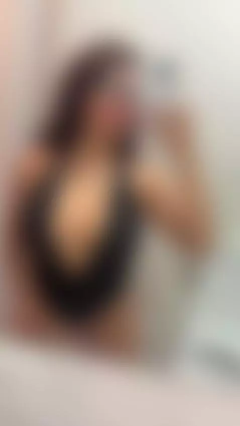 🔥Brunette pussy throbbing visibly 😈 Join OF by miadanaexo