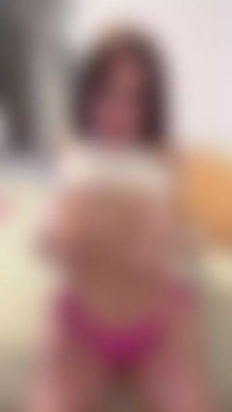 Come say hi — I’m nicer than I look 😈 OnlyFans by miadanaexo