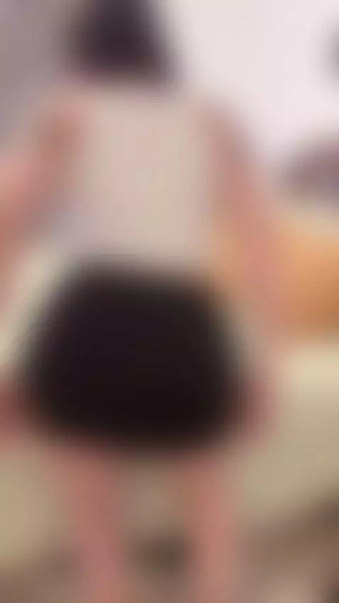 I answer faster on OnlyFans — come say hi! by miadanaexo