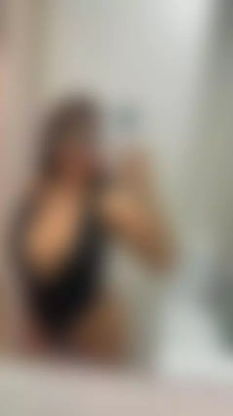 🔞Dark hair all over my face while I ride 🍒 Naughty OF by miadanaexo