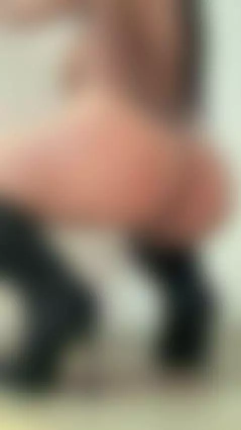 🔞Voluptuous brunette on the edge again 🍑 Join my OF by miadanaexo