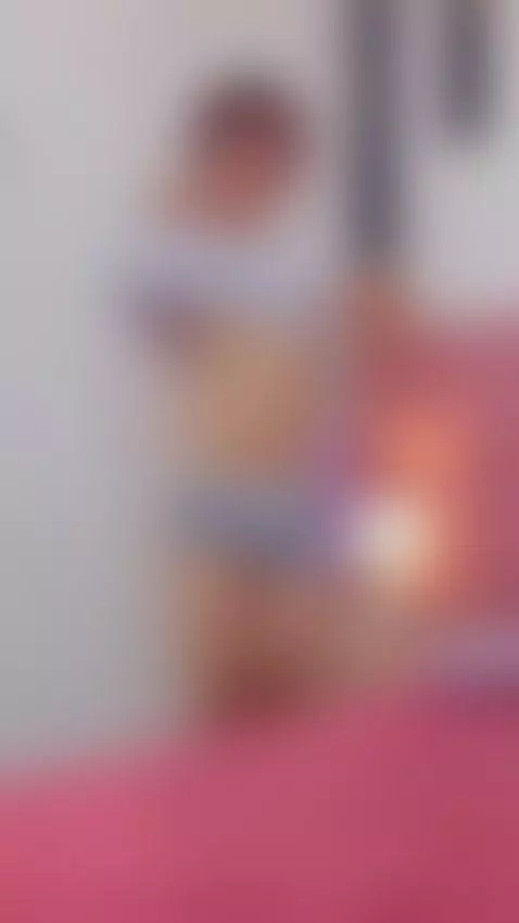 Lap dance, for u by skyeeangel