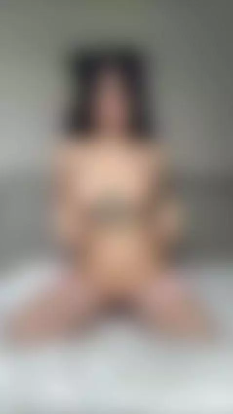 She knows how to speak with her eyes… 💫 Like and subscribe by darklilli