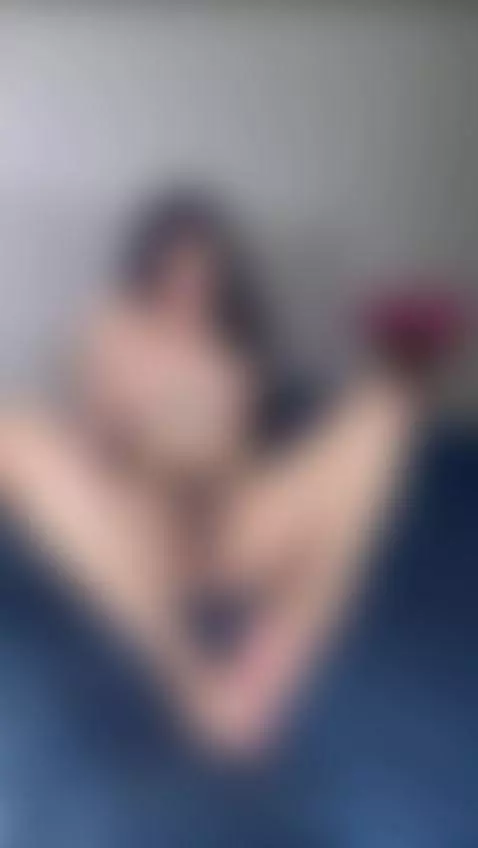 She feels your likes 💋 by darklilli