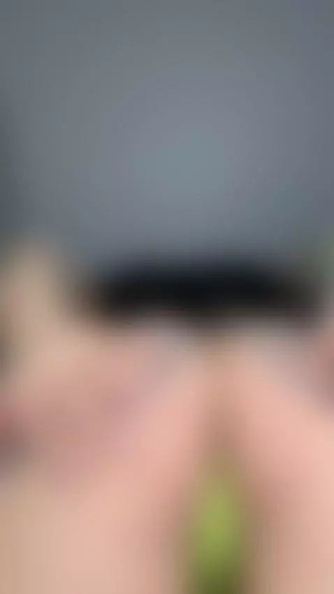 The one everyone turns to look at 💃 Follow by darklilli