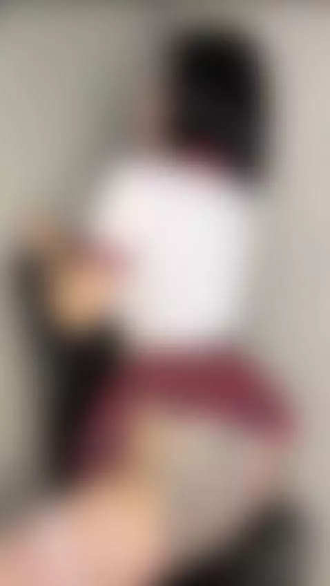 Just a look that catches attention 😌 by darklilli