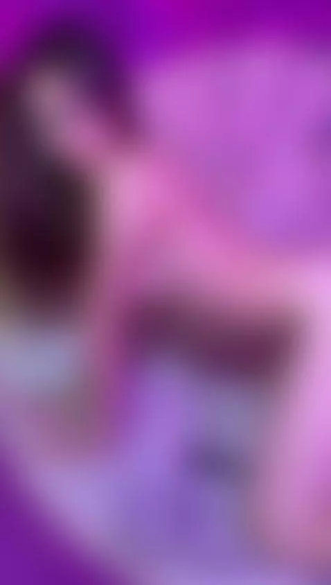 Do you think my ass can take more spankings?😈😅 by miia-anderson