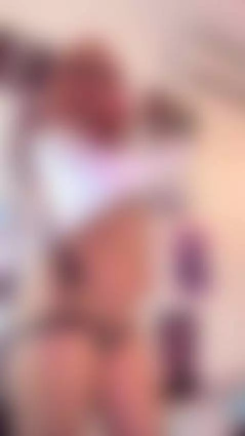 is big? by emilywalker4