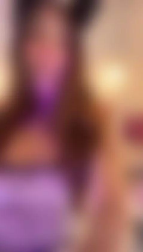 soy una linda gatita by emilywalker4