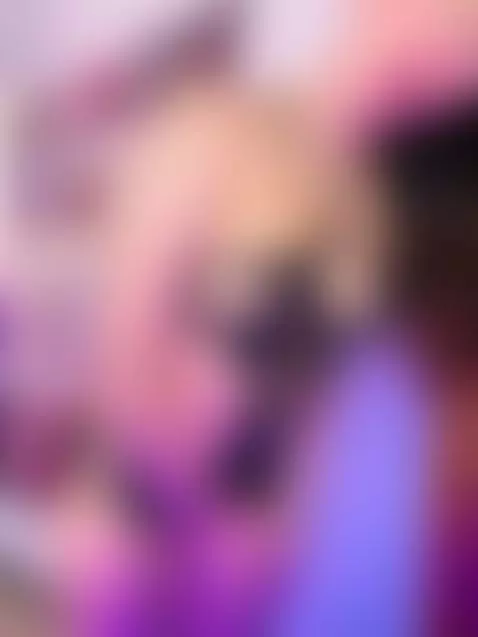 hoy quiero muchas nalgadas😈 by emilywalker4