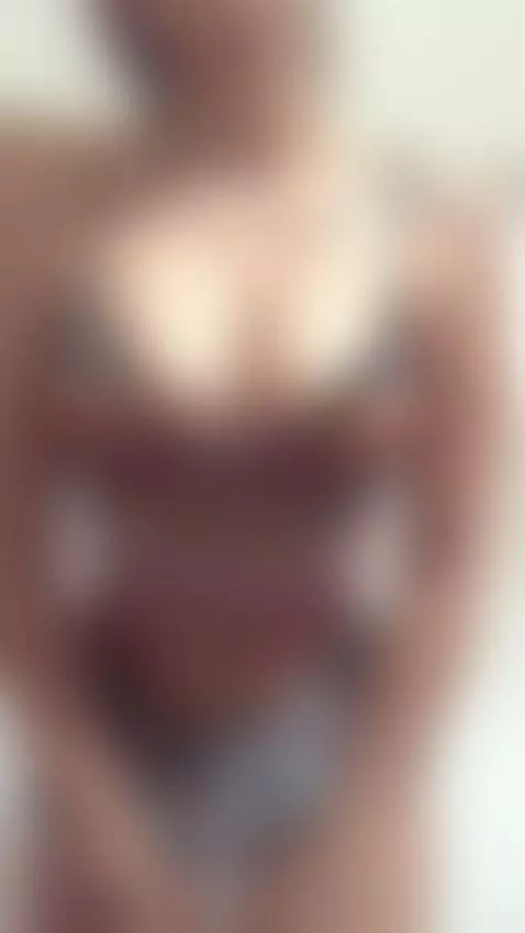 Skinny girl with nice tits, do you suck them? by megan577x