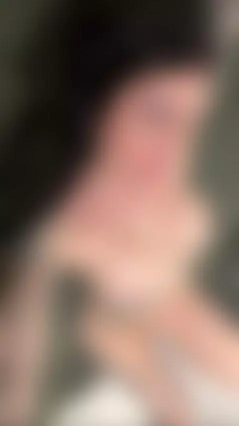 Stare freely 😍 And follow so you don’t lose her by nikkyydandelion