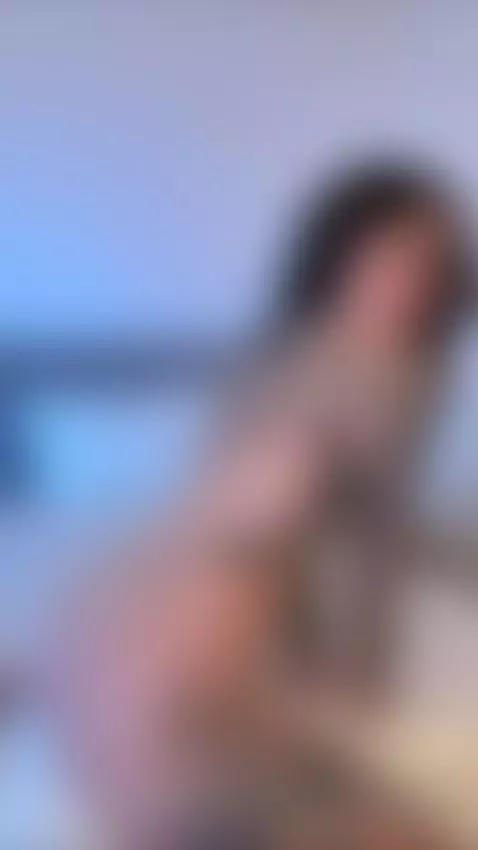 Beauty, charisma, and pure vibes — subscribe 💫 by nikkyydandelion