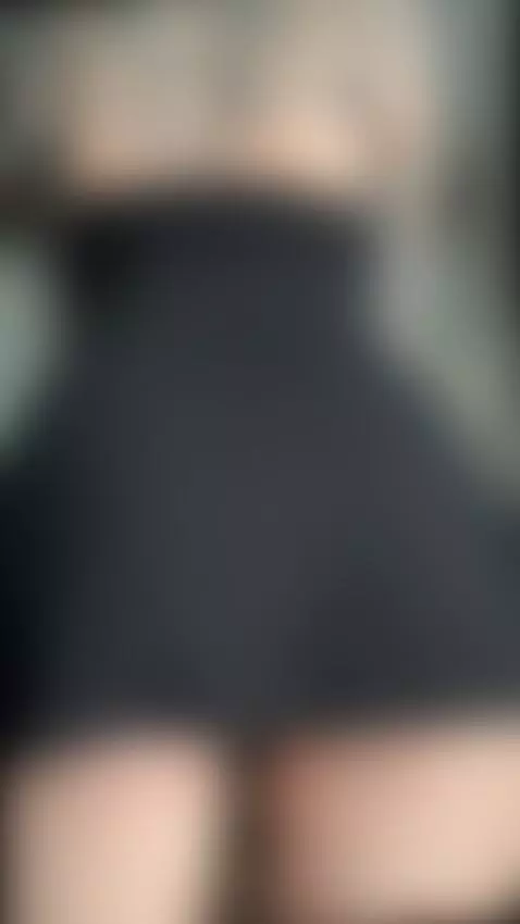 Tattooed ass spreads wide and begs for cock by nikkyydandelion