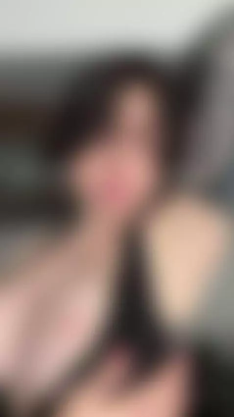 Tattooed beauty pulls top down exposing big tits 😘 by nikkyydandelion