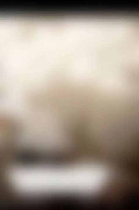 C'est une grosse chaudasse qui aime se faire prendre en levr... by carsickpram