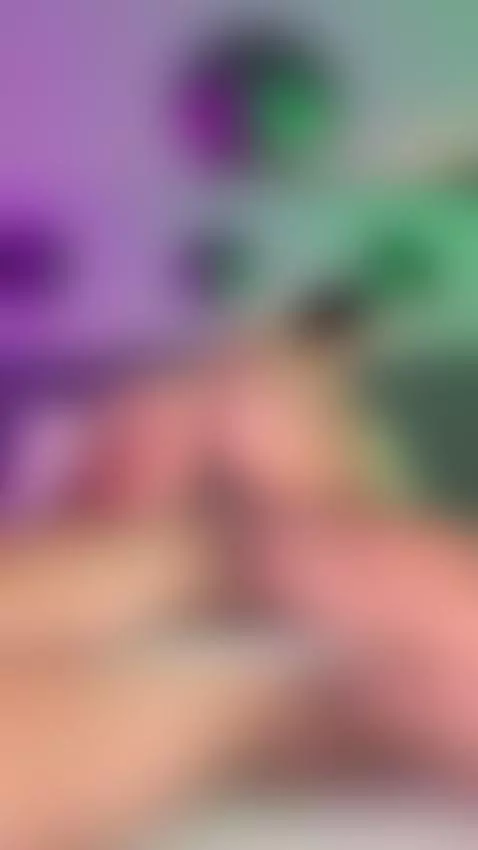 Me hermanastra aprovecha que estamos solo para que me al fol... by alivxx