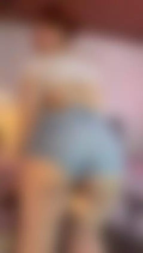 Do you want to see what's under my shorts? by antonella-b