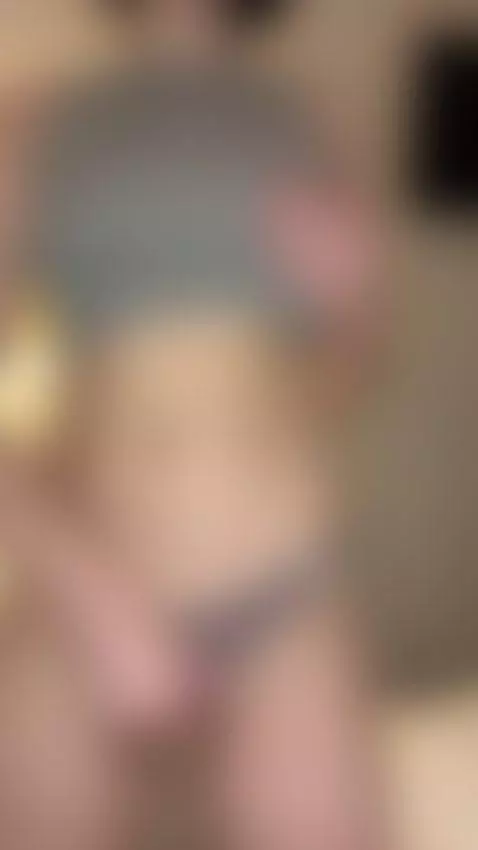 rubbing my wet pussy, exclusive on my OnlyFans by lylithlow