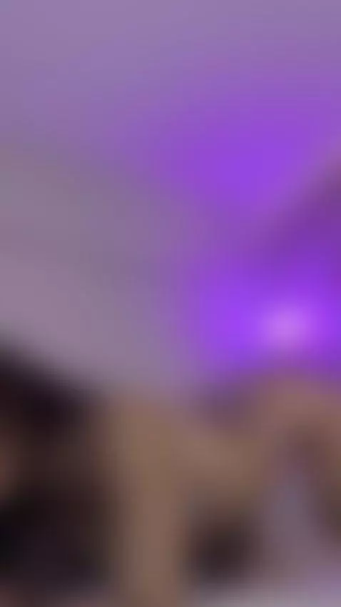 me quitas la lenceria?🤭 by izzyhot